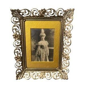 VTG Ornate Scrollwork Gold Tone Metal Frame Reutlinger Paris Postcard